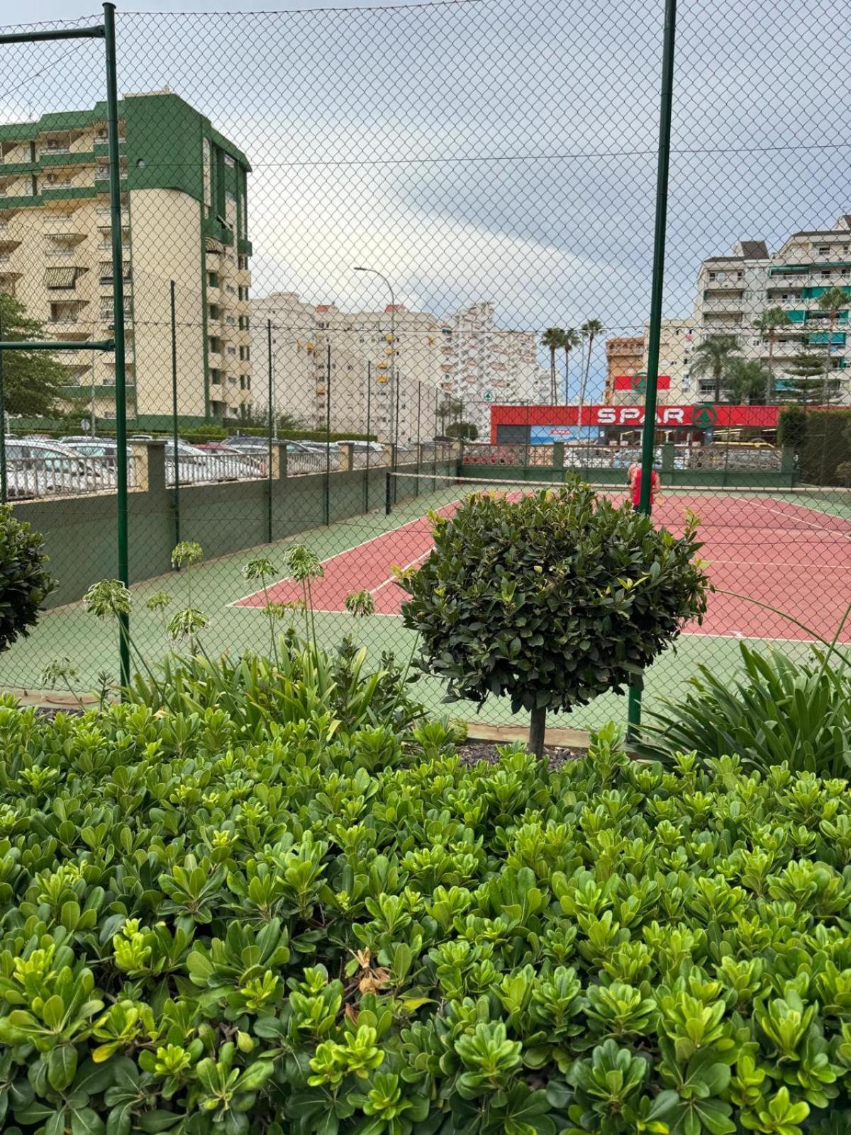 Апартаменти Laramar Playa de Gandia Екстер'єр фото